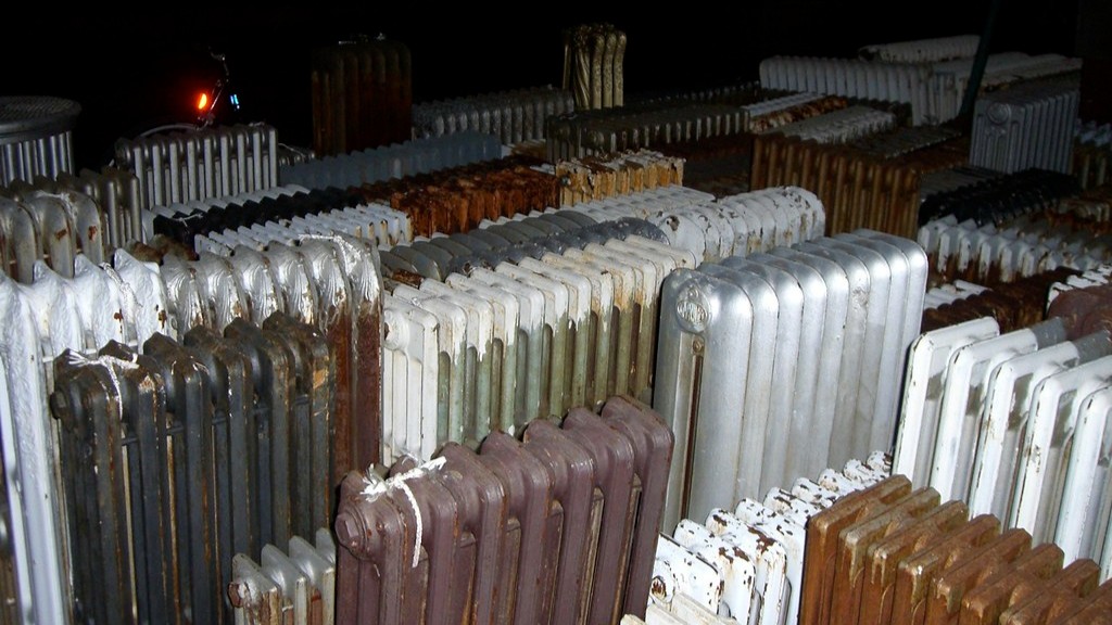 Is a whistling radiator dangerous?